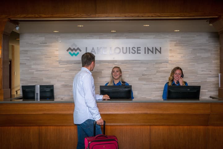 Lake Louise Inn