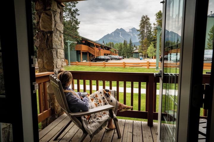 Lake Louise Inn