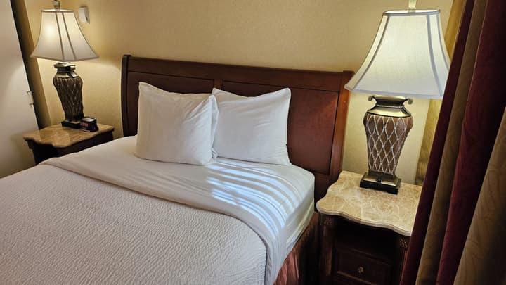 Lake Louise Inn