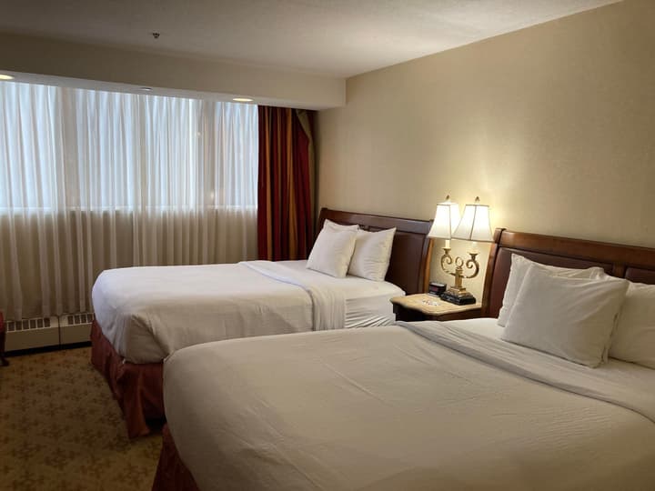 Lake Louise Inn