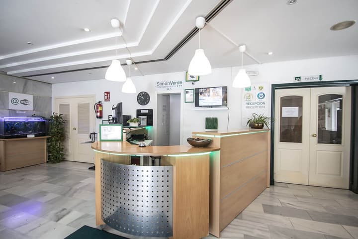 Hospedium Hotel Apartamentos Simón Verde