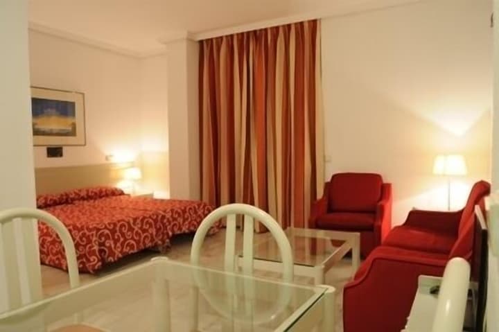Hospedium Hotel Apartamentos Simón Verde