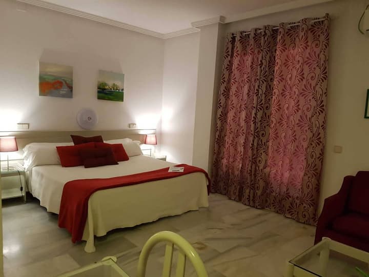 Hospedium Hotel Apartamentos Simón Verde