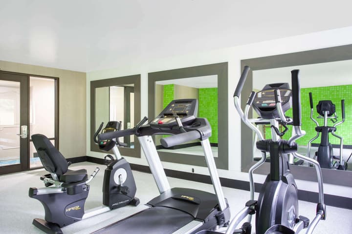 La Quinta Inn & Suites by Wyndham Roanoke Salem