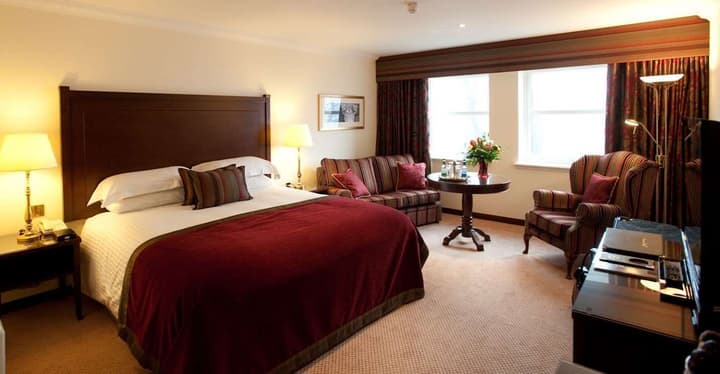 Macdonald Norwood Hall Hotel