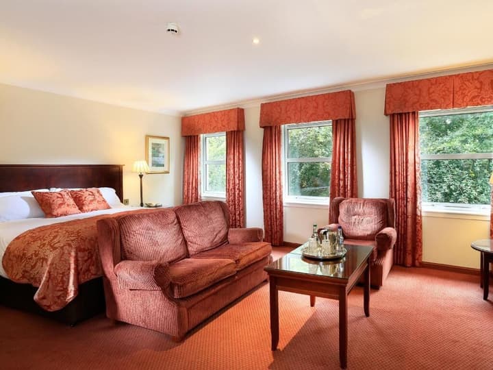Macdonald Norwood Hall Hotel