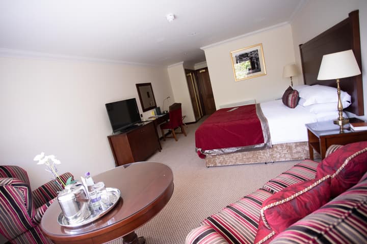 Macdonald Norwood Hall Hotel