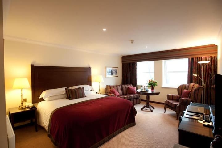 Macdonald Norwood Hall Hotel