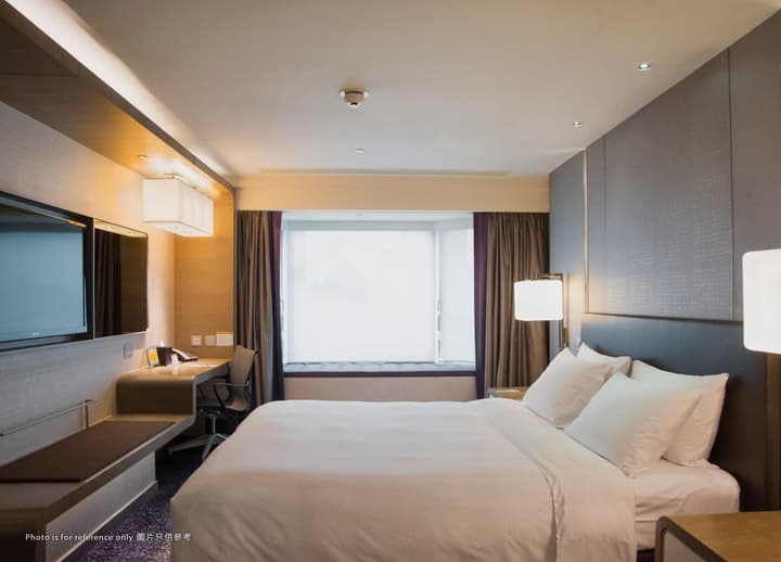 Royal Plaza Hotel