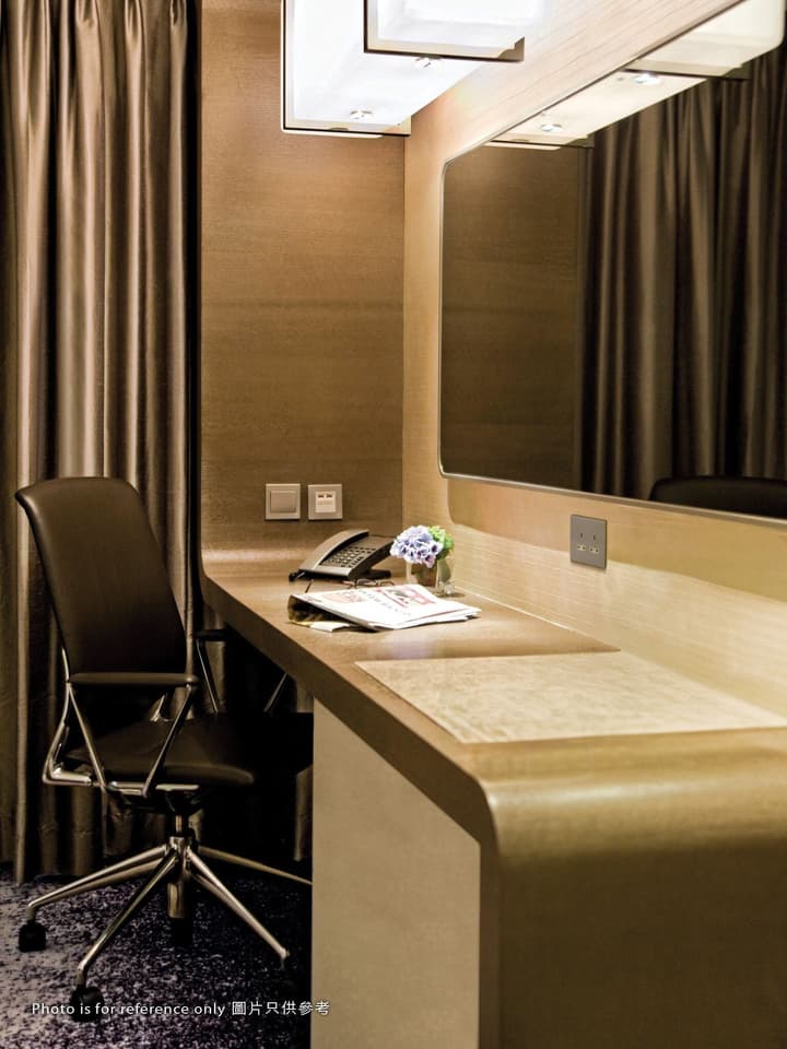 Royal Plaza Hotel
