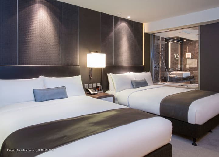 Royal Plaza Hotel