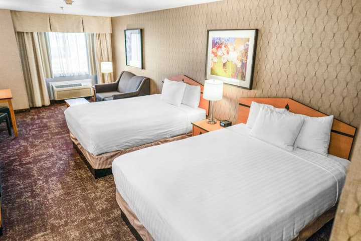 Crystal Inn Hotel & Suites West Valley City