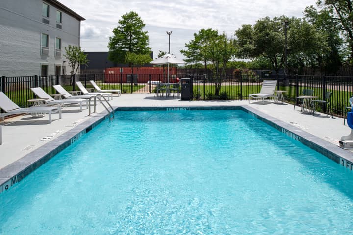 Spark by Hilton Dallas Medical District Love Field
