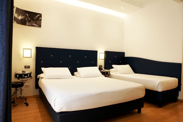 Hotel Franklin Feel The Sound