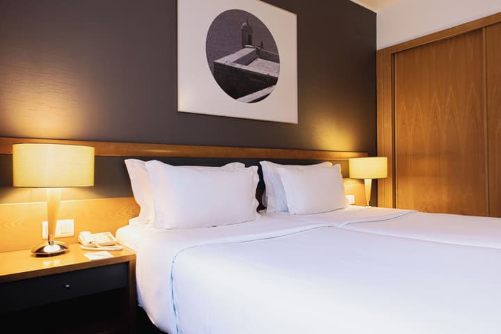 SANA Sesimbra Hotel