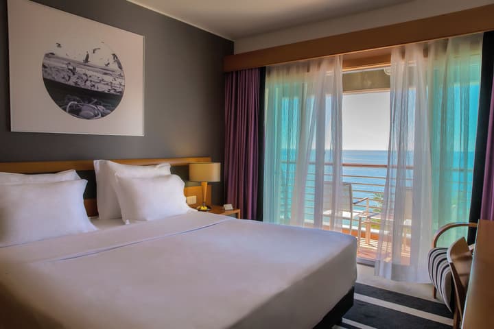 SANA Sesimbra Hotel