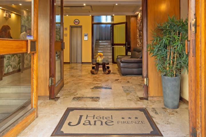 Hotel Jane