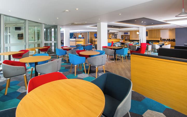 Holiday Inn Express London Hammersmith by IHG