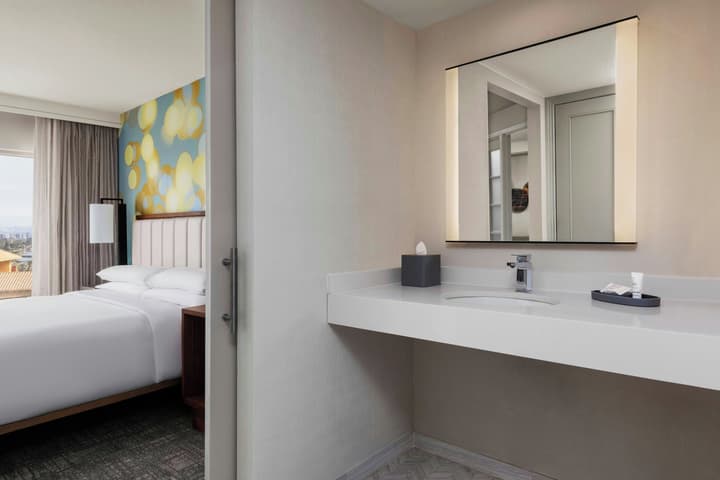 Anaheim Marriott Suites