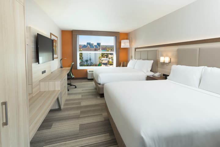 Holiday Inn Express & Suites S Lake Buena Vista by IHG