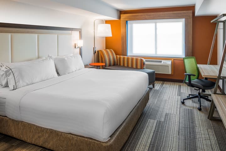 Holiday Inn Express & Suites S Lake Buena Vista by IHG
