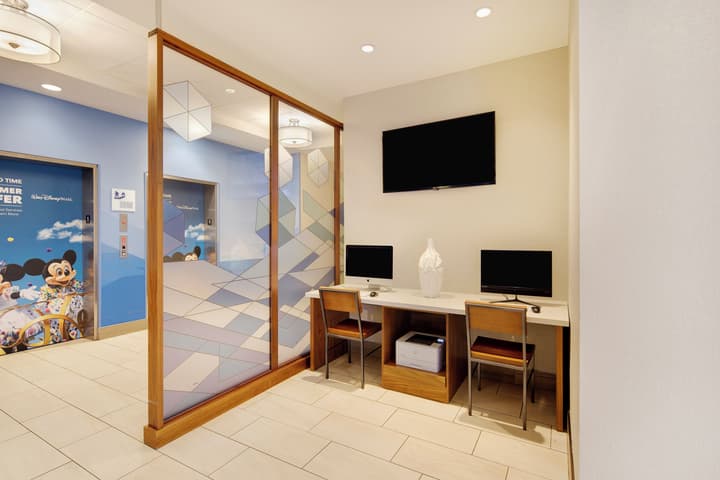 Holiday Inn Express & Suites S Lake Buena Vista by IHG
