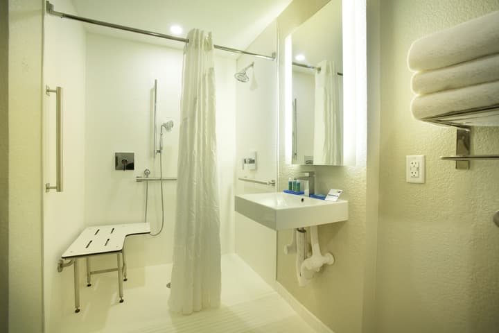 Holiday Inn Express & Suites S Lake Buena Vista by IHG