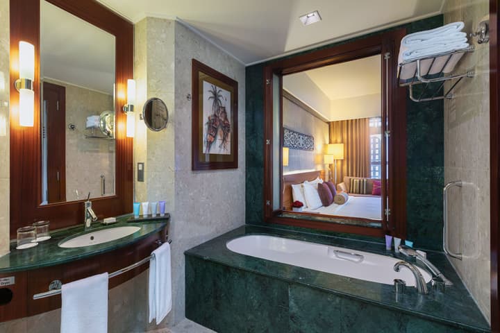 Dusit Thani Dubai