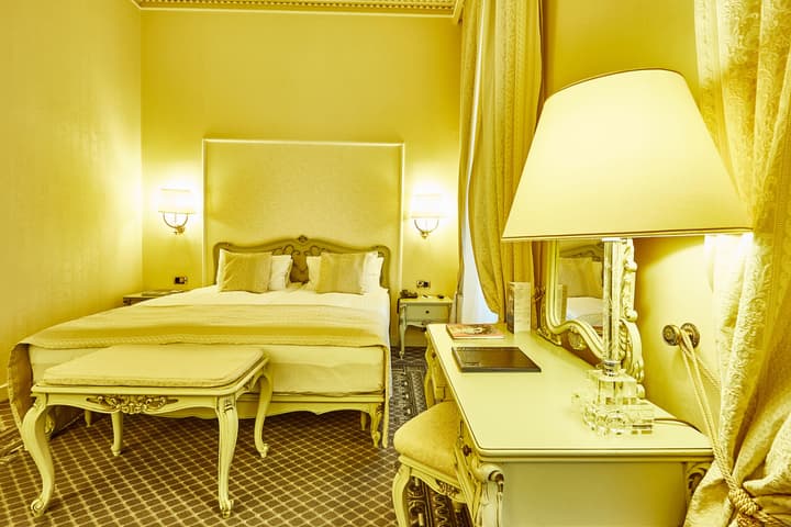 Grand Hotel Continental Bucuresti