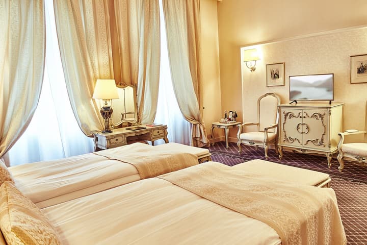 Grand Hotel Continental Bucuresti
