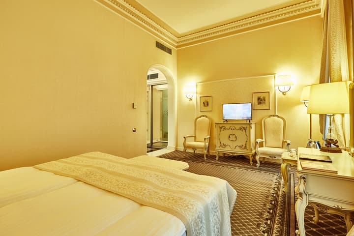 Grand Hotel Continental Bucuresti