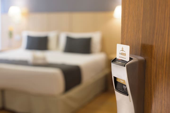 Hotel Sheltown