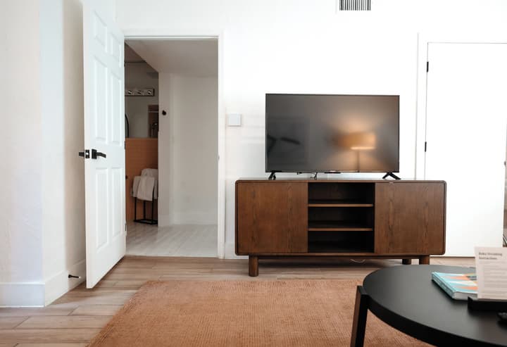 Suites by The Wellborn