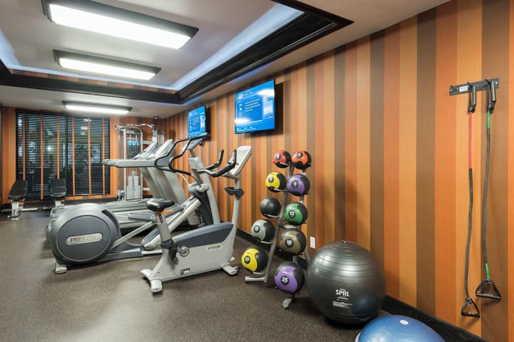 Holiday Inn Express Holland by IHG