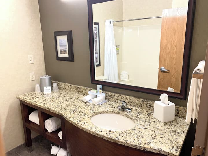 Holiday Inn Express Holland by IHG
