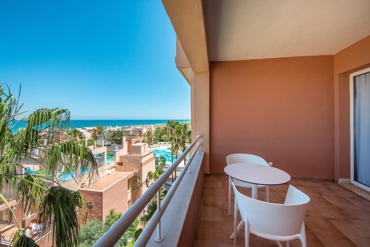 Oliva Nova Beach & Golf Hotel