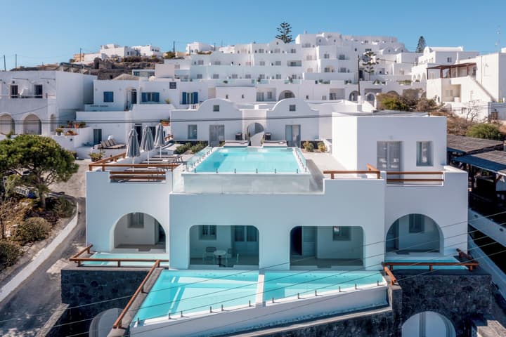 Santorini Palace