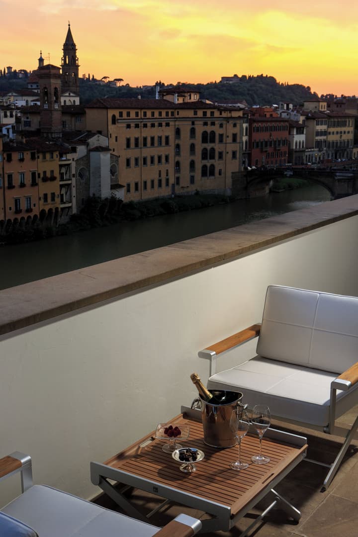Portrait Firenze - Lungarno Collection