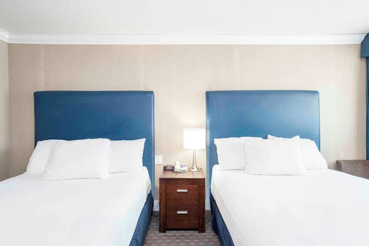 Sandman Inn Blue River