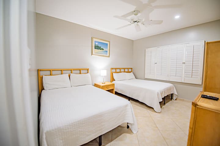 Seven Mile Beach Resort & Club