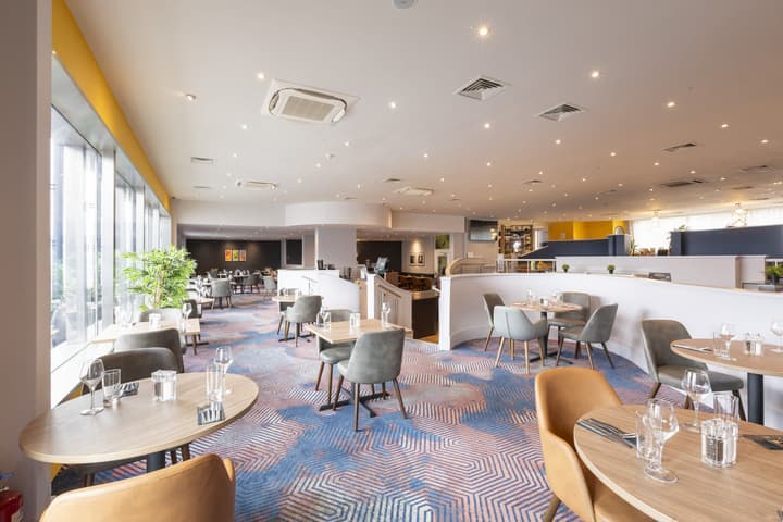 Holiday Inn Cardiff City Centre by IHG