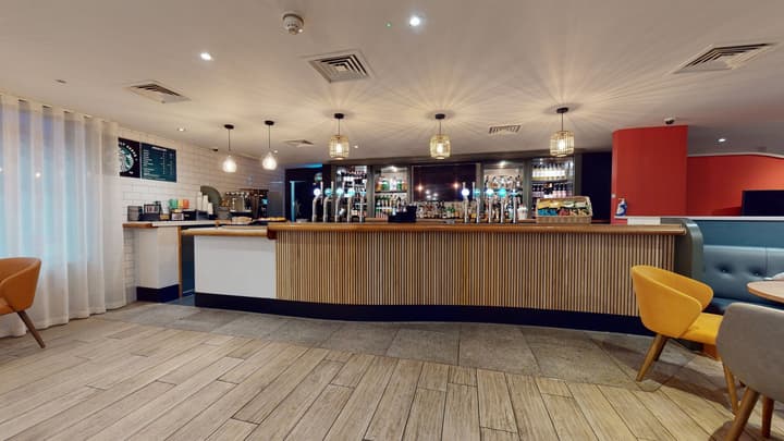 Holiday Inn Cardiff City Centre by IHG