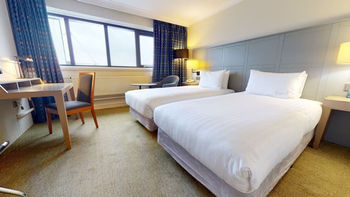 Holiday Inn Cardiff City Centre by IHG