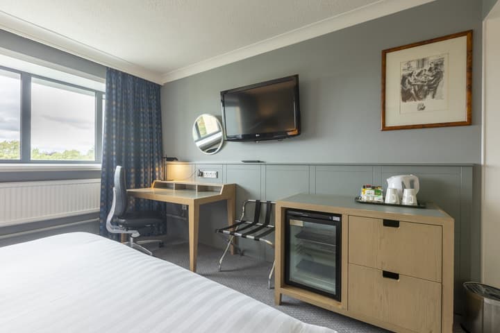 Holiday Inn Cardiff City Centre by IHG