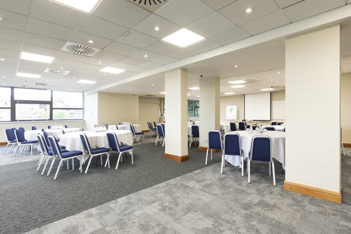 Holiday Inn Cardiff City Centre by IHG
