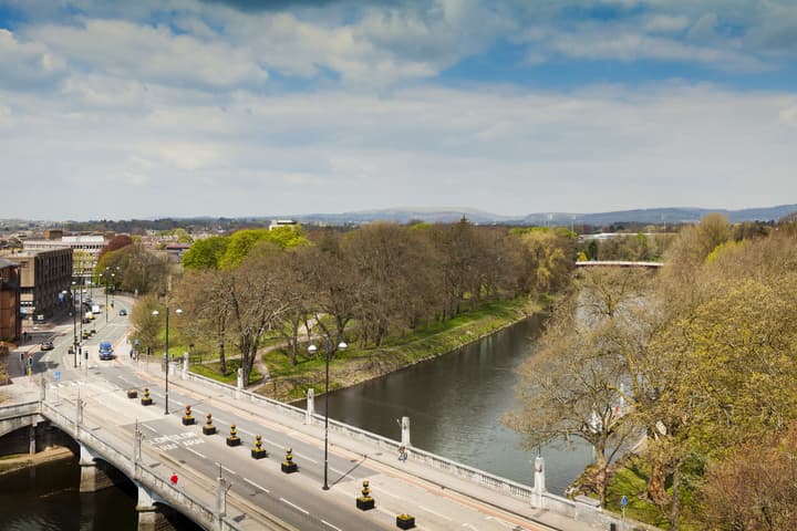 Holiday Inn Cardiff City Centre by IHG
