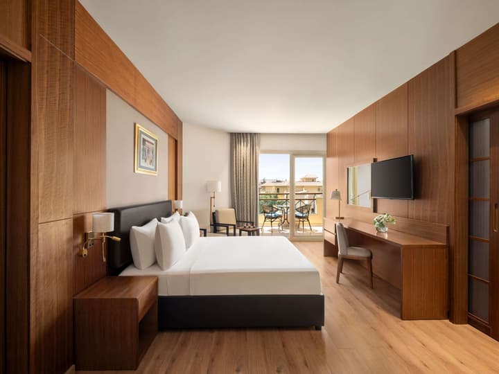 Mövenpick Cairo Media City