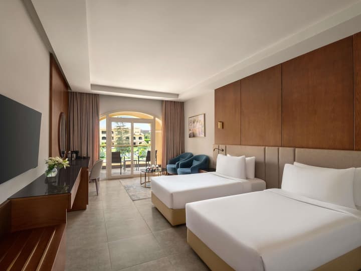 Mövenpick Cairo Media City