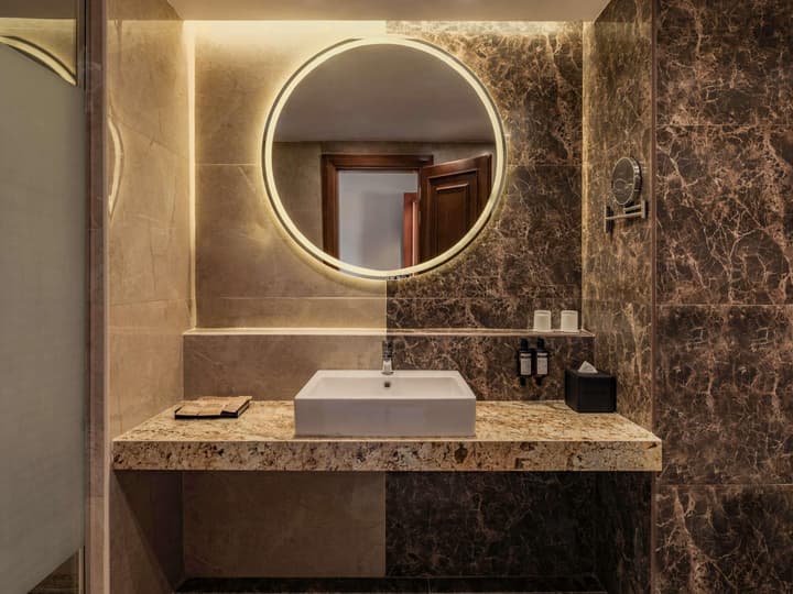 Mövenpick Cairo Media City