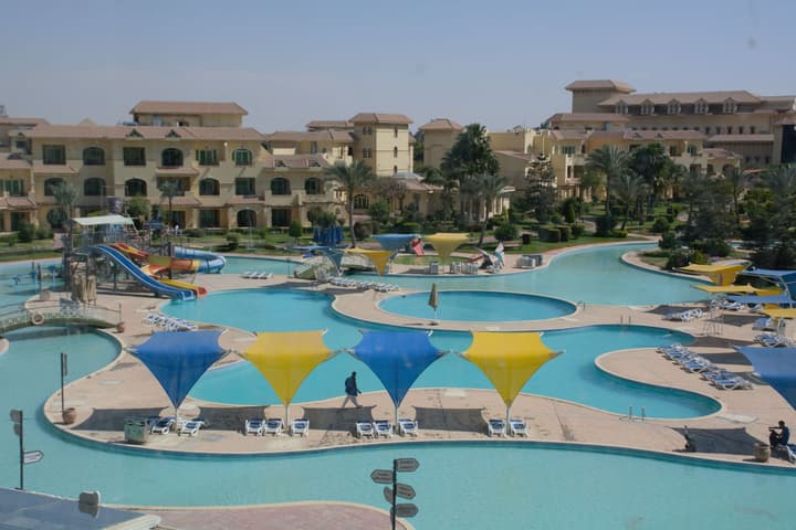 Mövenpick Cairo Media City
